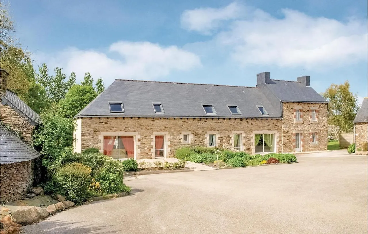 5 Bedroom Stunning Home In St Martin Des Pres La Ville Morvan