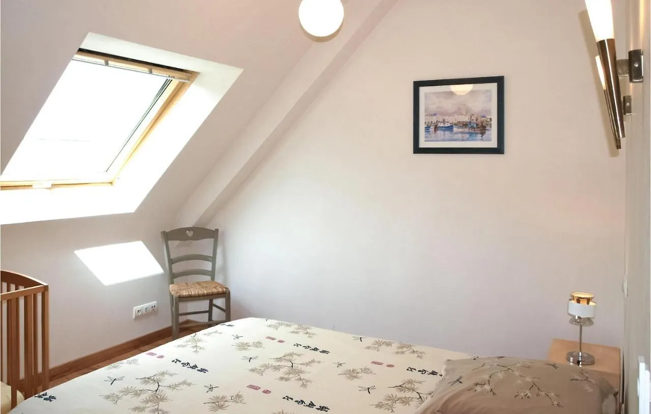 Holiday home 5 Bedroom Stunning Home In St Martin Des Pres La Ville Morvan